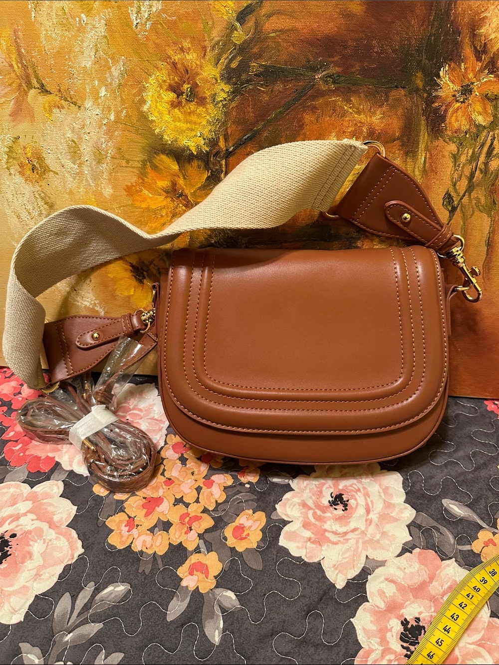 Urban Expressions Classic Brown Leather Crossbody Saddle Bag